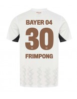 Moške Nogometnih dresov Bayer Leverkusen Jeremie Frimpong #30 Gostujoči 2024-25 Kratki rokavi